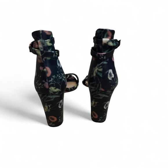 Vince Camuto Black Floral Heels - Picture 3 of 4